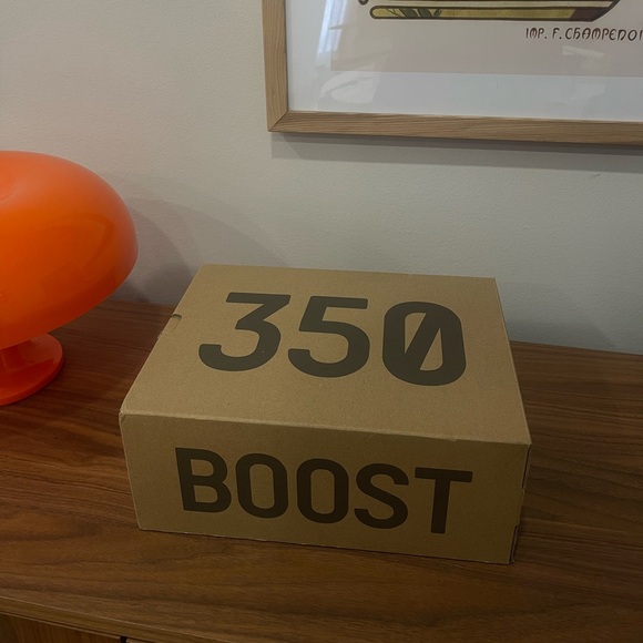 Yeezy Boost 350 V2 Linen Size US6 mens - Picture 8 of 10